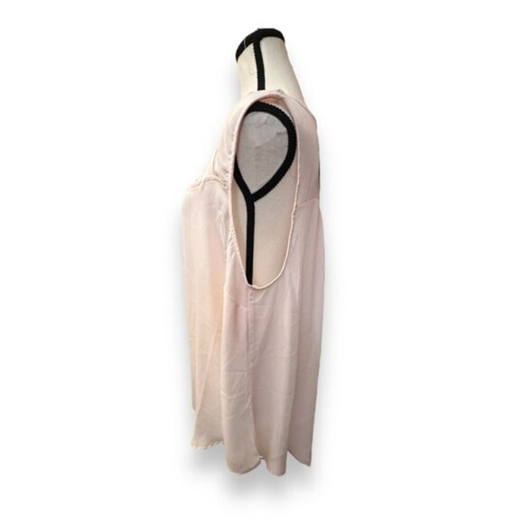 🆕 NWT Women’s torrid 2 Pearl Blush Pink Georgette Cage Front Tank 18 20 2XL XXL - Picture 6 of 13